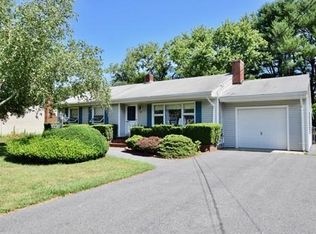 8 Kenneth St, Lakeville, MA 02347