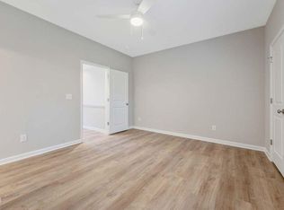 1704 Ballard Dr, Raleigh, NC 27606