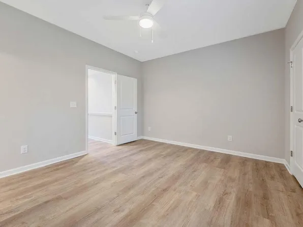 1704 Ballard Dr, Raleigh, NC 27606