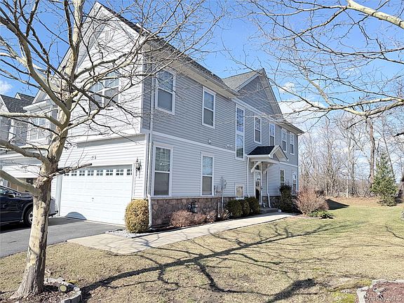 2nd image of 131 Meadow View Drive