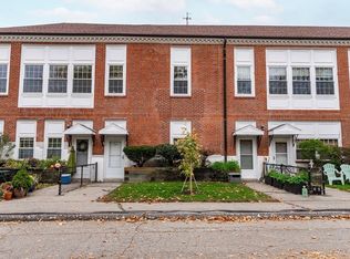 35 Eldridge Rd APT 208, Jamaica Plain, MA 02130