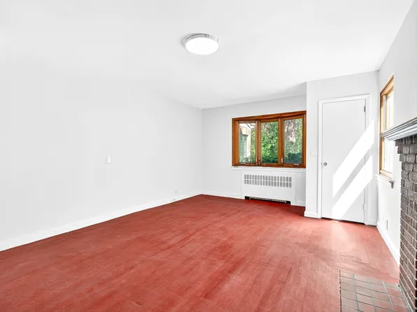 6015 Independence Avenue image 38 of 85