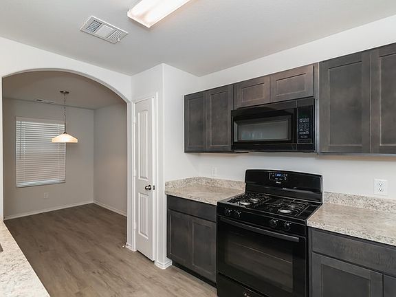 5th image of 25380 Claremont Hills Ln