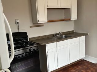3337 Norwalk St, Hamtramck, MI 48212