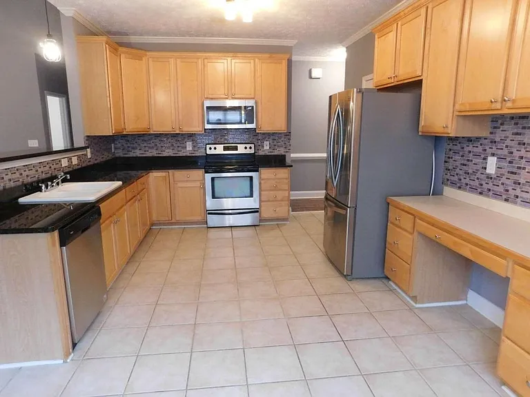 2335 Jennas Way SE — Photo 10