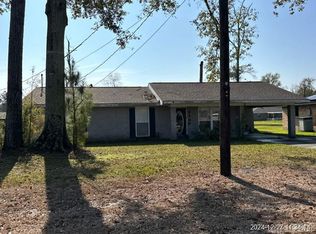 2205 N Rose Park Ave, Sulphur, LA 70663