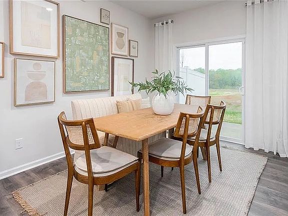 3rd image of 1569 Amberview Ln #1569