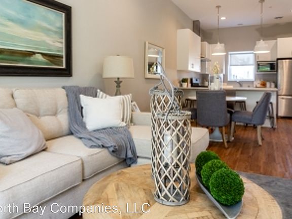 2nd image of 2407 2nd St NE #7348605