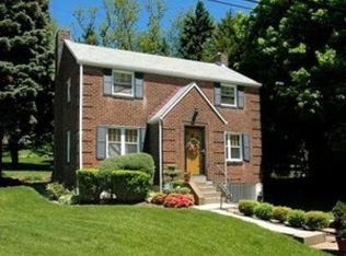 126 Glenfield Dr, Pittsburgh, PA 15235