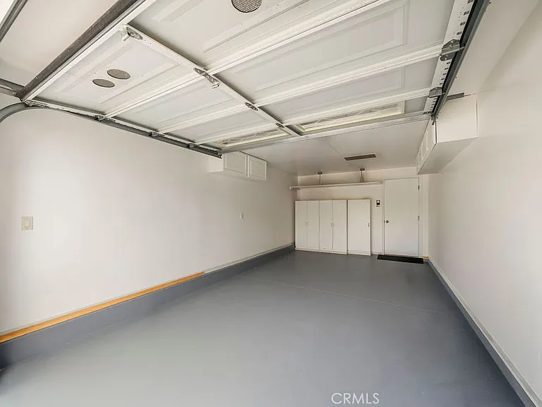 1651 Thurston Dr — Photo 33