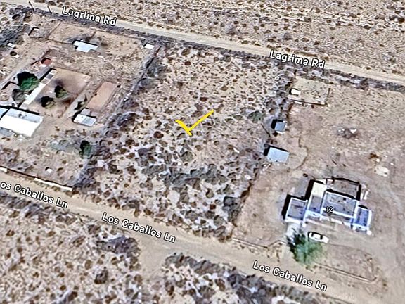 2nd image of 14 Los Caballos Ln