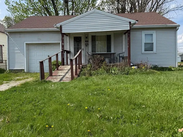 1222 E Paint St, Washington Court House, OH 43160