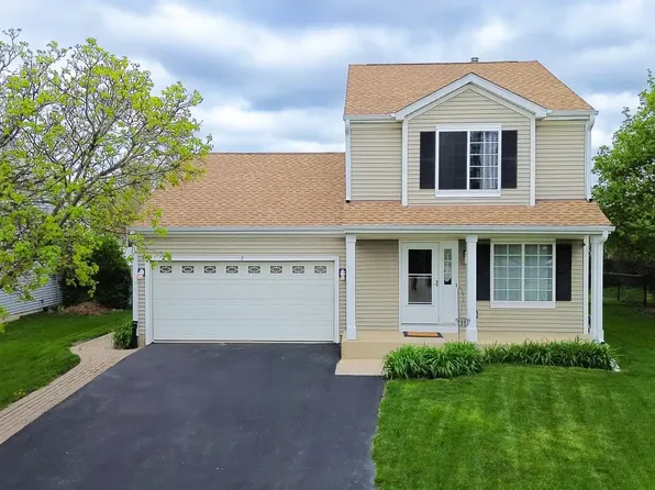 7 Gladys Ct, South Elgin, IL 60177