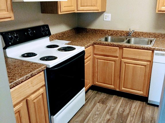 4th image of 244 Olde English Ct