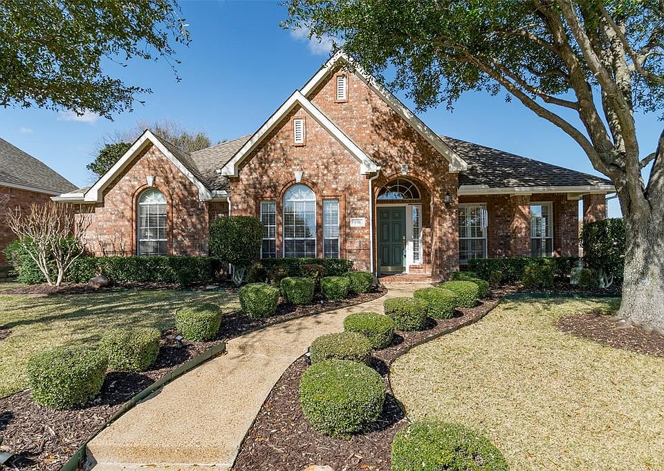 1st image of 501 Water Oak Dr