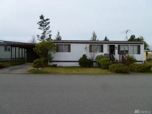 4805 Yorkshire Dr, Anacortes, WA 98221