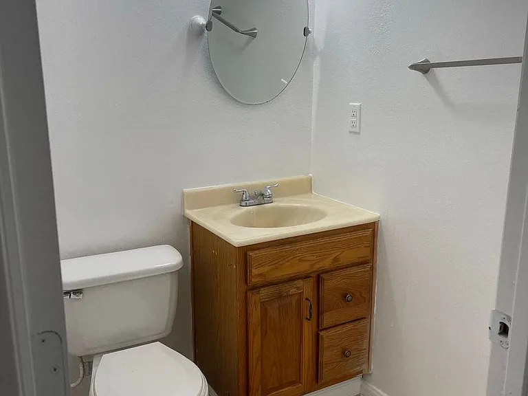 9548 Sally Ave — Photo 4