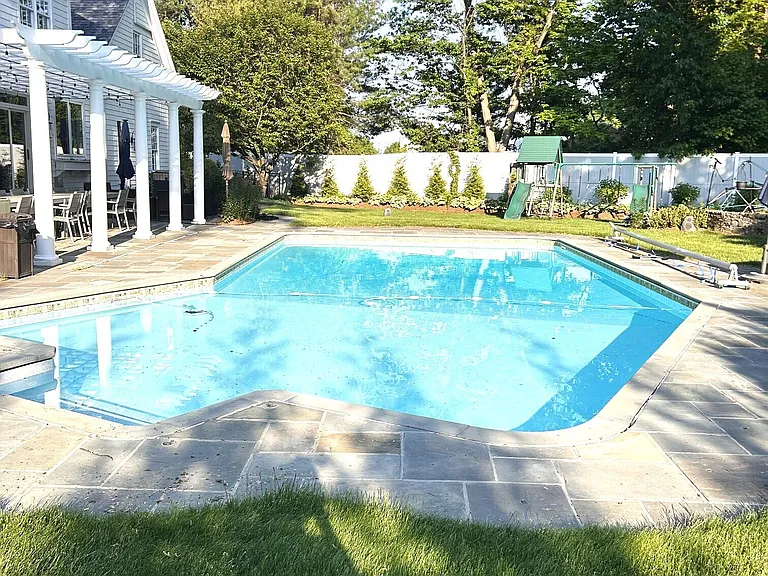 14 Marion Rd #A — Photo 6