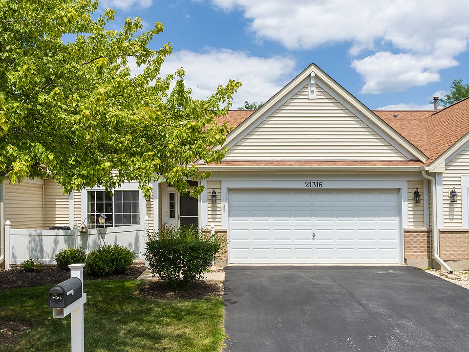 1st image of 21316 W Douglas Ln