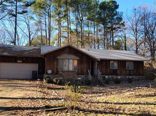 905 Sylvan Hill Dr, Jonesboro, AR 72401