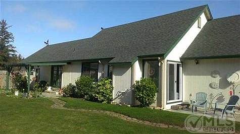 1st image of 1103 Breen St