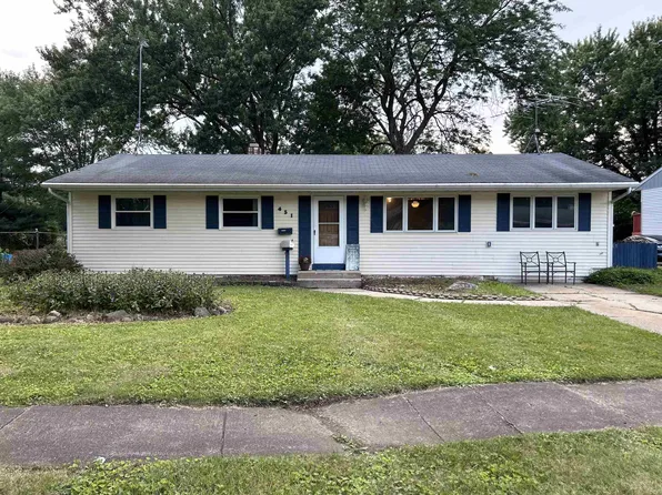 451 Rebecca Rd, Belvidere, IL 61008