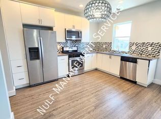 4552 Penn Ave #2, Pittsburgh, PA 15224