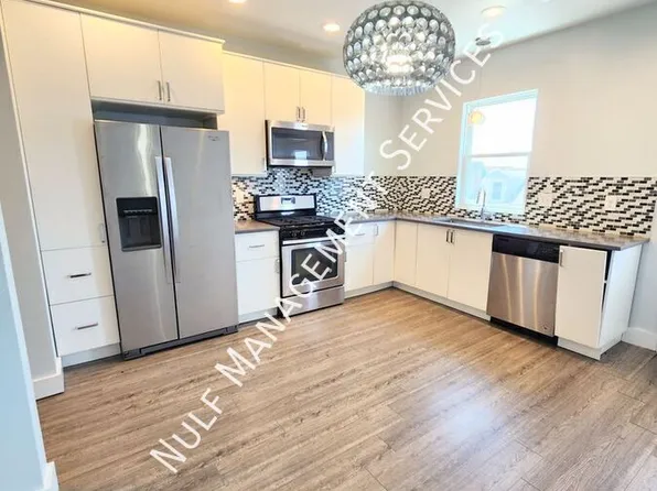4552 Penn Ave, Pittsburgh, PA