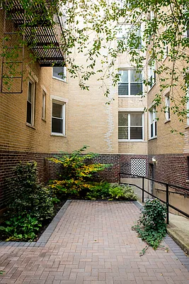 Sold by Owner | media 22