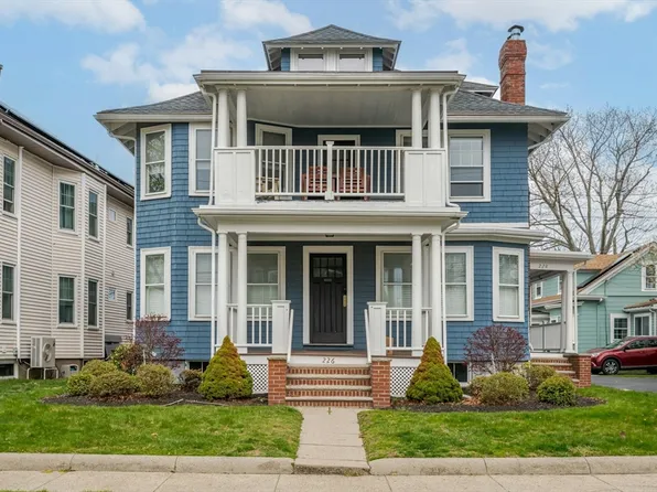 226 Court Rd #226, Winthrop, MA 02152