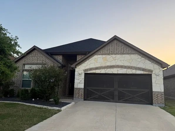 8119 Glenn Day Dr, Arlington, TX 76002