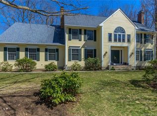 86 Stagecoach Rd, Avon, CT 06001