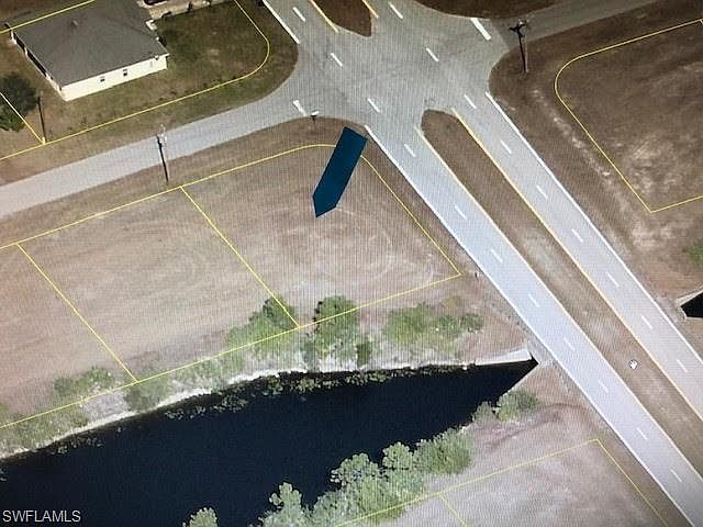 1st image of 1910 NE 42nd Ter