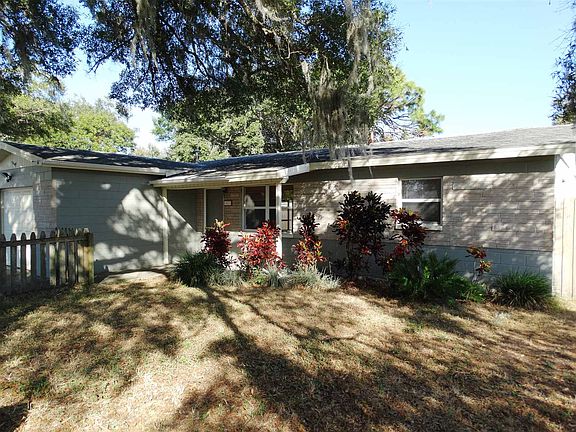 2nd image of 14891 Mockingbird Ln E