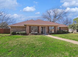617 Greensprings St, Highland Village, TX 75077