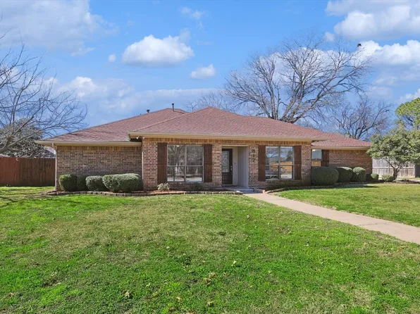 617 Greensprings St, Highland Village, TX 75077