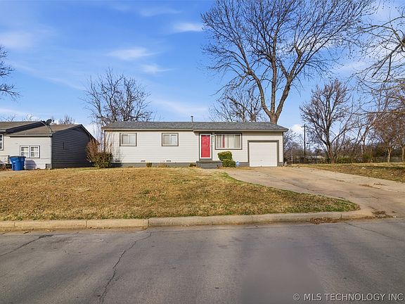 5th image of 5234 N Kenosha Ave