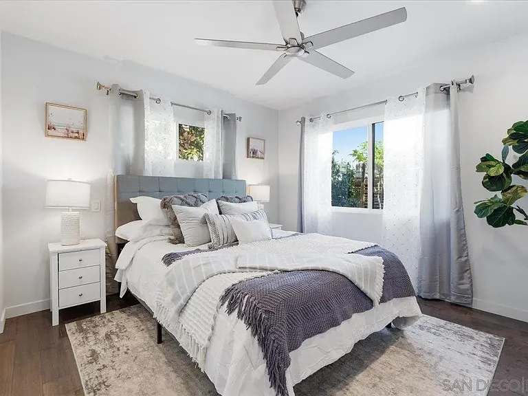5447 Soledad Rd — Photo 14