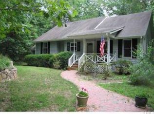 592 Tall Oaks Rd, Chapel Hill, NC 27516