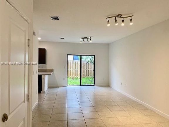 3rd image of 541 NE 206th Ln #541
