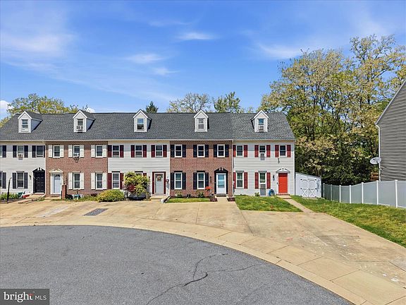 5th image of 279 Heatherwood Dr