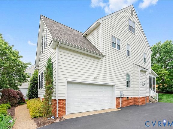 3rd image of 1419 Goswick Ridge Rd