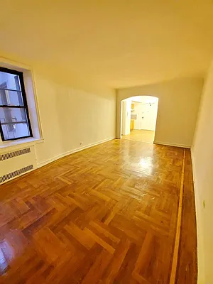 Rented by Smart NY Realty LLC | media 15