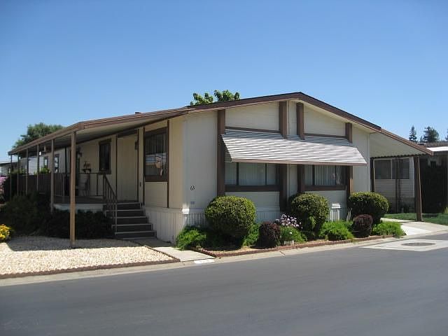 1st image of 63 Millbrook Cir #63