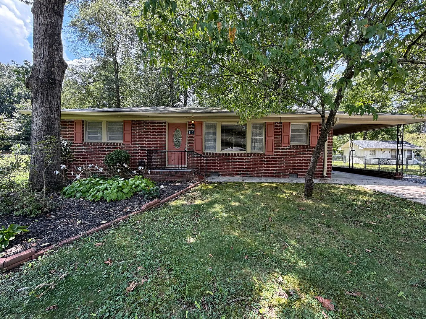 Brick 3/1 House in Garden Lakes- $1,450 — Photo 2