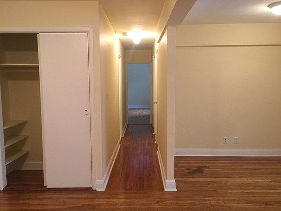 3rd image of 70 Parkway N APT 2F