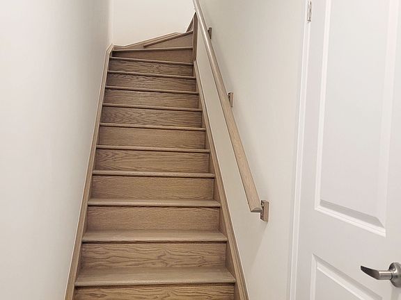 5th image of 61 Melody Ln