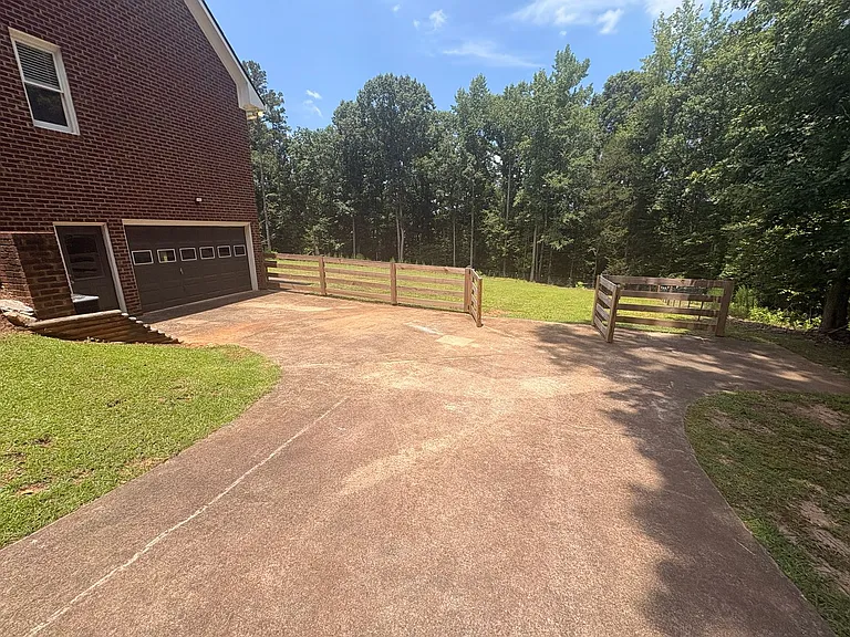 1540 Cleveland Rd — Photo 28