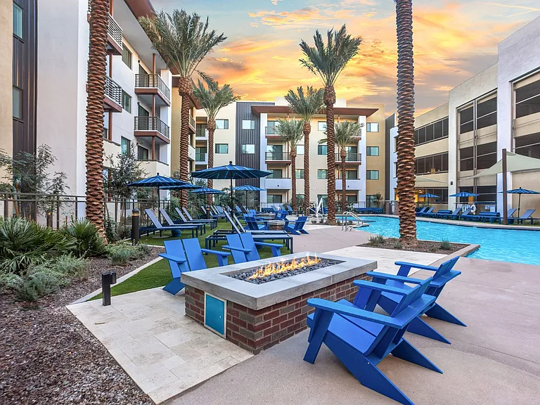 DC Heights Apartments — Photo 17