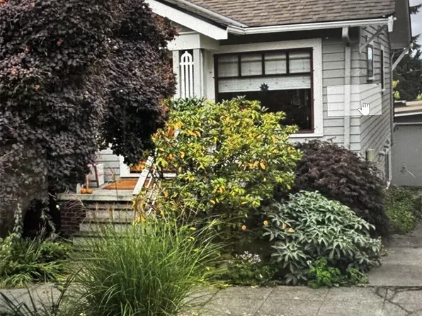 4207 Greenwood Avenue N, Seattle, WA 98103